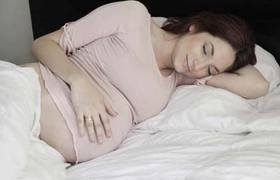 Tips Mengatasi Sulit Tidur Saat Hamil